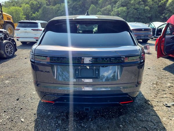 2026 LAND ROVER RANGE ROVER VELAR P250 Dynamic SE