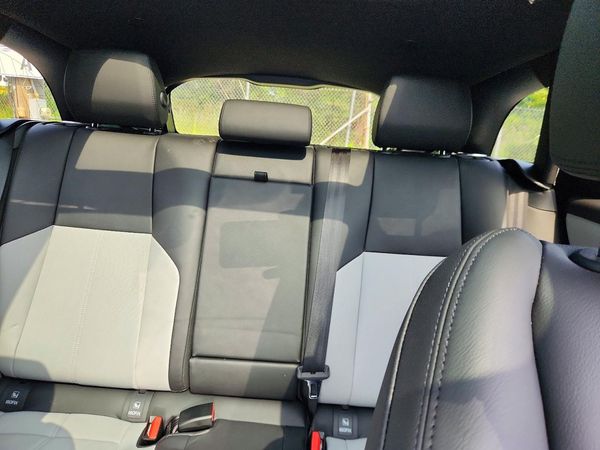 2026 LAND ROVER RANGE ROVER VELAR P250 Dynamic SE