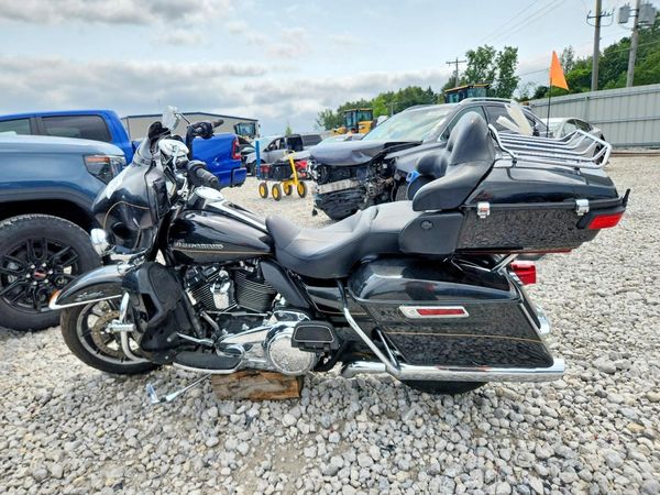 2017 HARLEY-DAVIDSON FLHTK