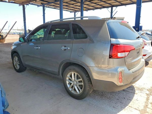 2015 KIA SORENTO GL