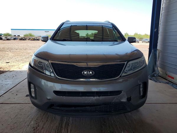 2015 KIA SORENTO GL