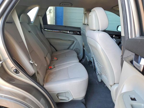 2015 KIA SORENTO GL