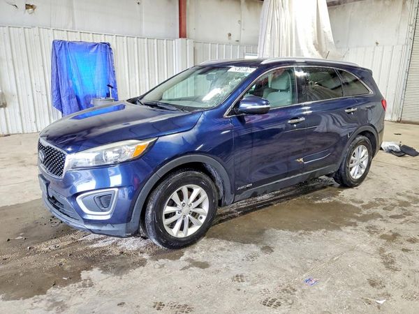 2017 KIA SORENTO L, LX
