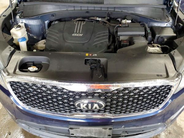 2017 KIA SORENTO L, LX