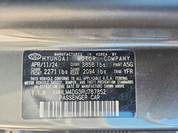 2024 HYUNDAI ELANTRA SEL