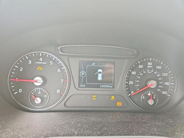 2016 KIA SORENTO L / LX