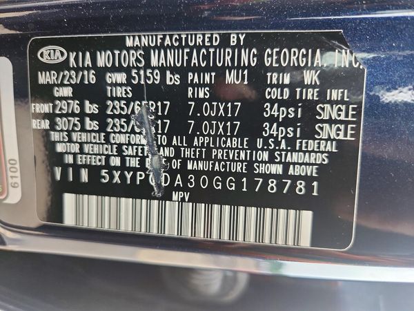 2016 KIA SORENTO L / LX