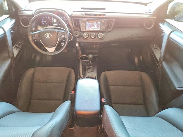 2018 TOYOTA RAV4 LE