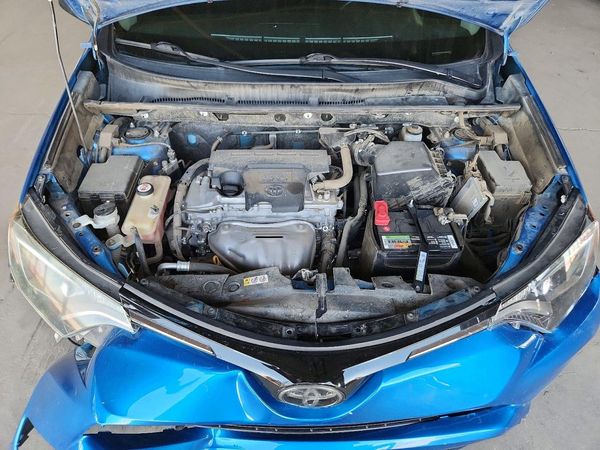 2018 TOYOTA RAV4 LE