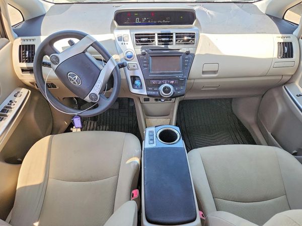 2014 TOYOTA PRIUS V TH