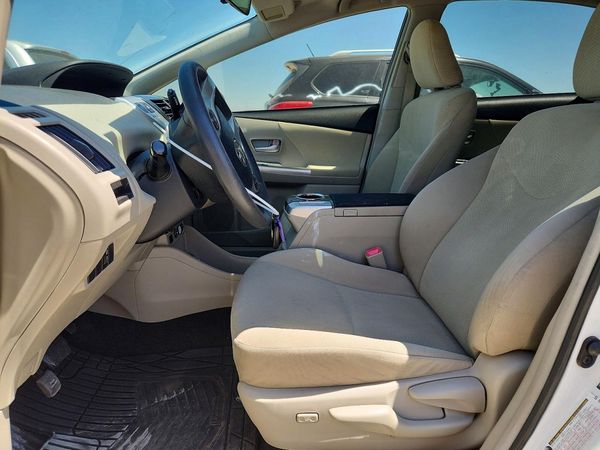 2014 TOYOTA PRIUS V TH