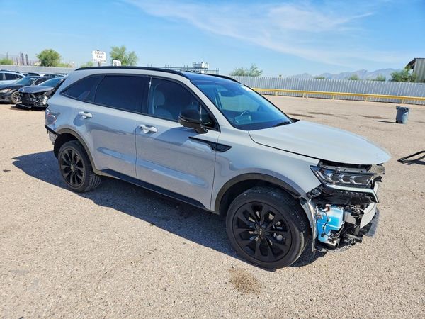 2023 KIA SORENTO