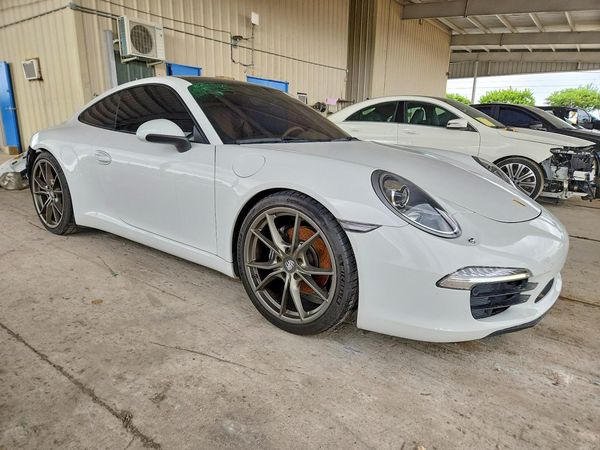 2014 PORSCHE 911 Base (2WD), 4 (4WD)