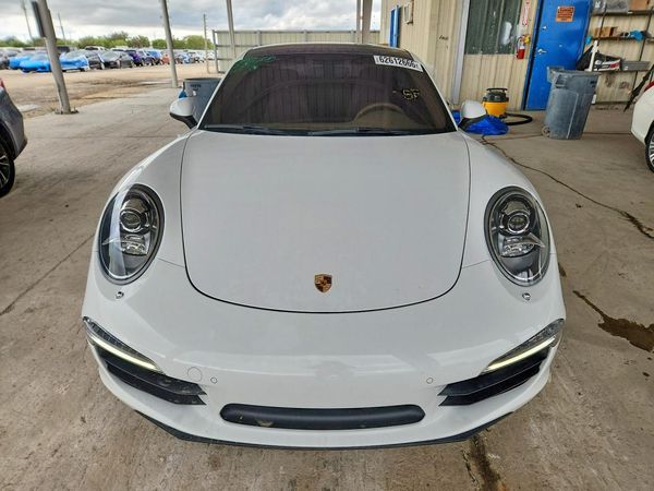 2014 PORSCHE 911 Base (2WD), 4 (4WD)