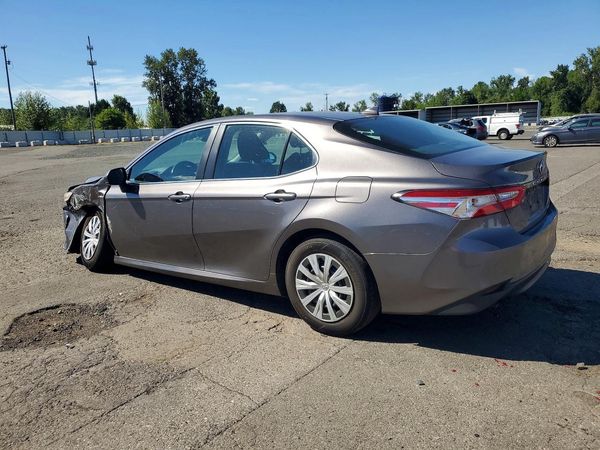 2020 TOYOTA CAMRY LE Hybrid