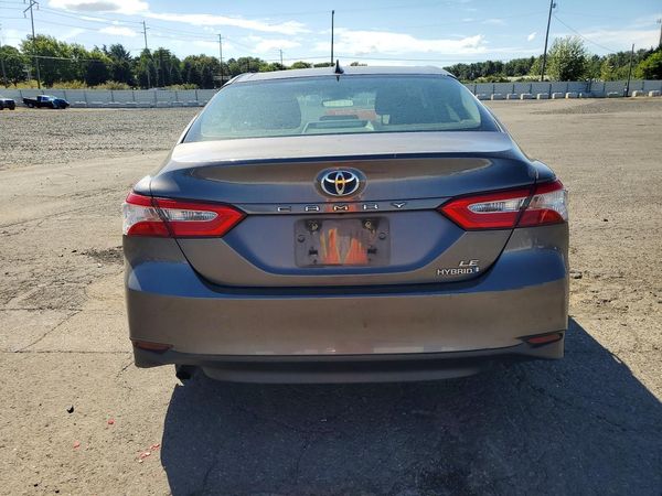 2020 TOYOTA CAMRY LE Hybrid