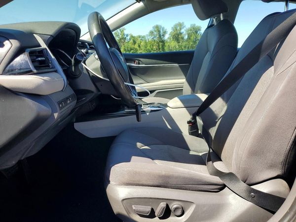 2020 TOYOTA CAMRY LE Hybrid