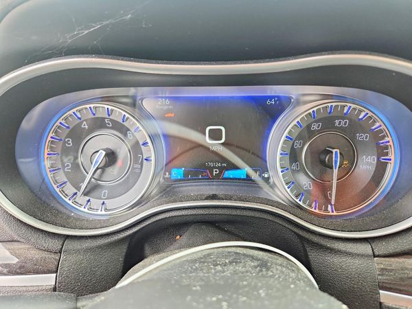 2017 CHRYSLER 300 Limited