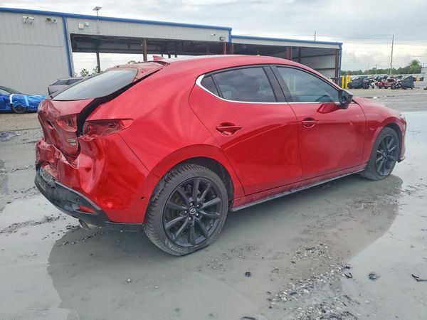 2021 MAZDA 3