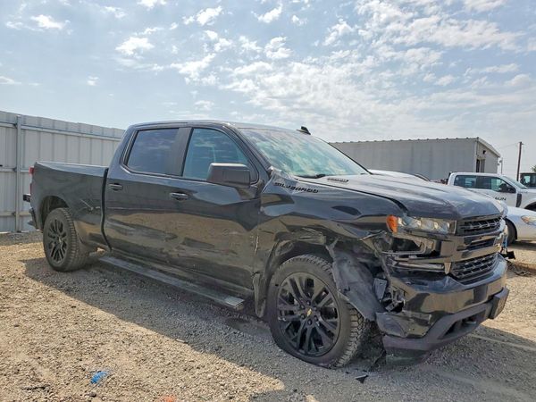 2021 CHEVROLET SILVERADO RST — Passenger 3/4