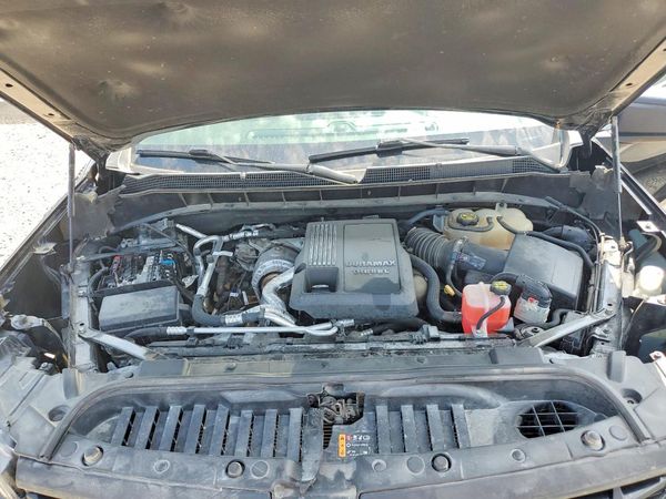 2021 CHEVROLET SILVERADO RST — Engine bay