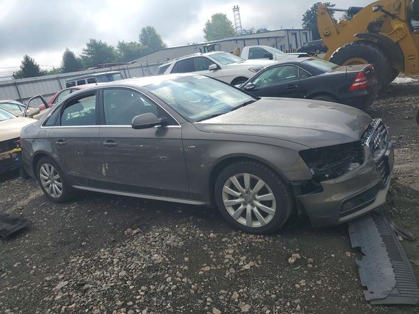 2015 AUDI A4 quattro Premium