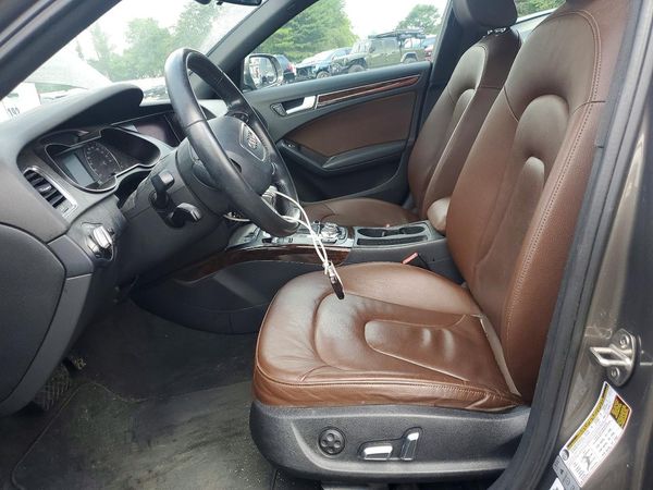 2015 AUDI A4 quattro Premium