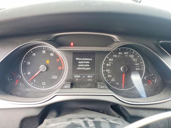 2015 AUDI A4 quattro Premium