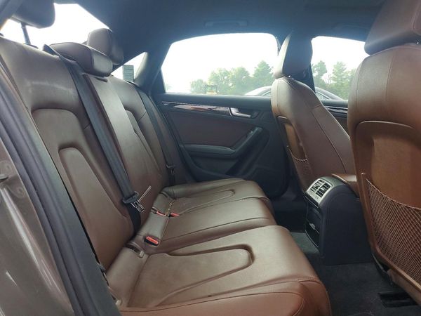 2015 AUDI A4 quattro Premium