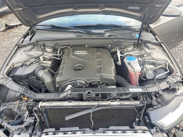 2015 AUDI A4 quattro Premium