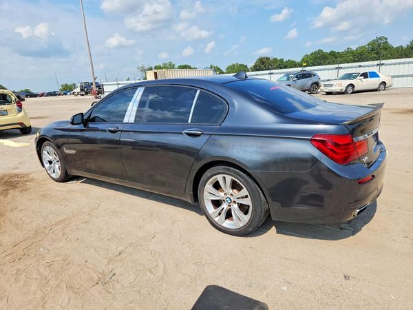 2015 BMW 740 xDrive