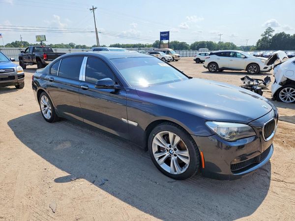 2015 BMW 740 xDrive