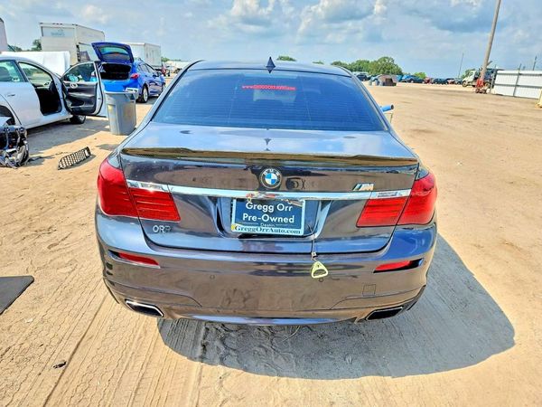 2015 BMW 740 xDrive