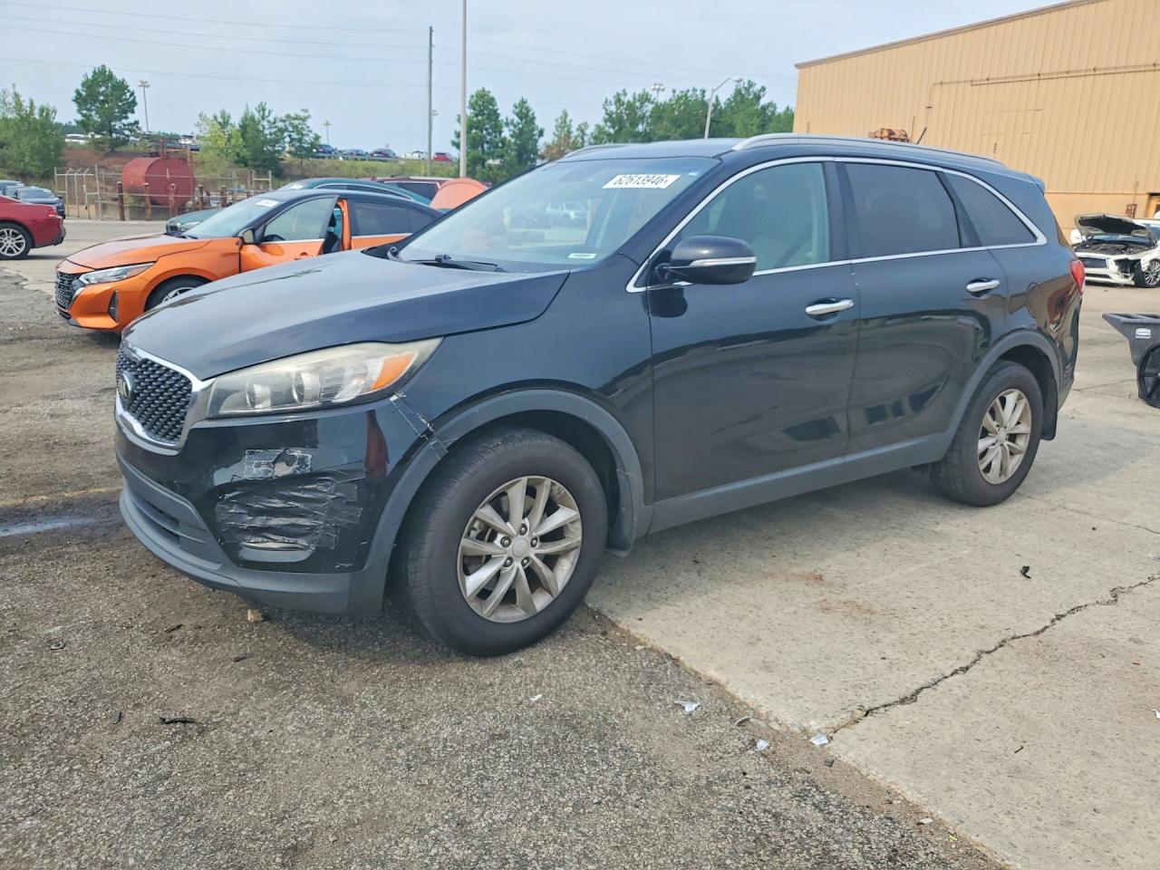2017 KIA SORENTO L, LX
