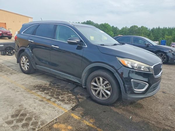 2017 KIA SORENTO L, LX
