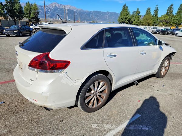 2015 TOYOTA VENZA XLE
