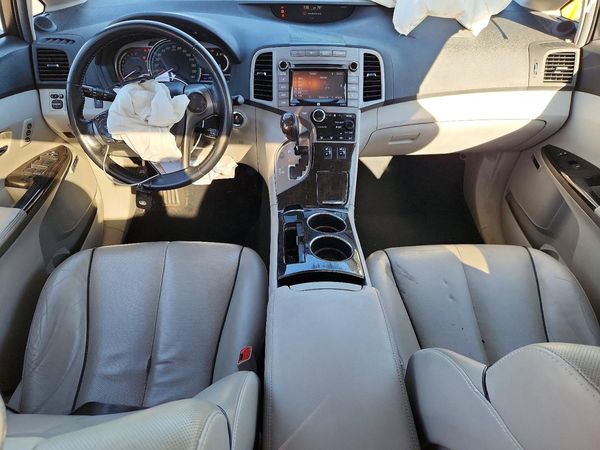 2015 TOYOTA VENZA XLE