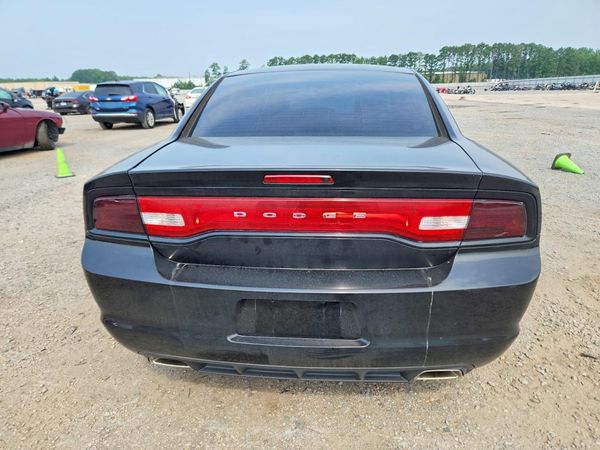 2014 DODGE CHARGER SE RWD