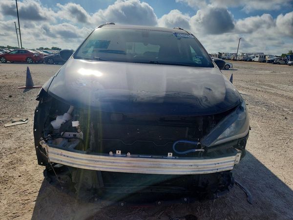 2017 CHRYSLER PACIFICA Touring L Plus