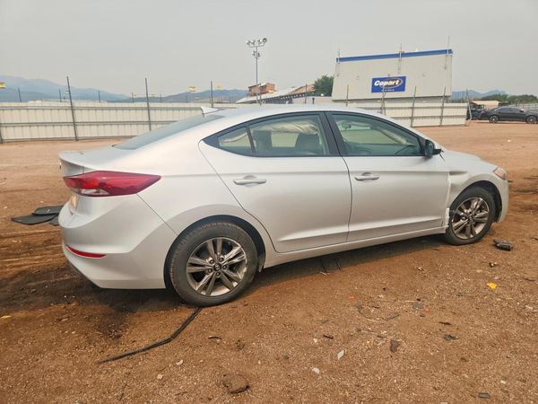 2017 HYUNDAI ELANTRA