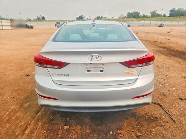 2017 HYUNDAI ELANTRA