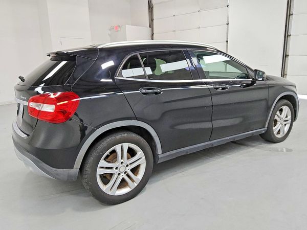 2016 MERCEDES-BENZ GLA GLA250-4M