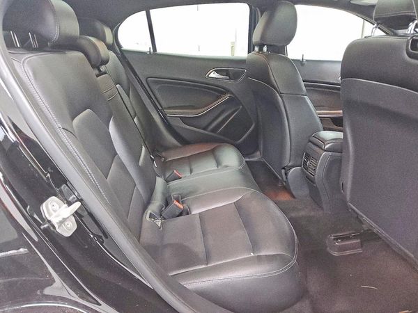 2016 MERCEDES-BENZ GLA GLA250-4M