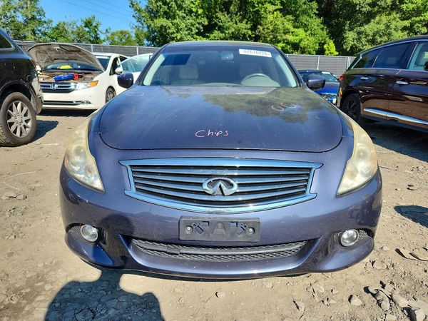 2013 INFINITI G37