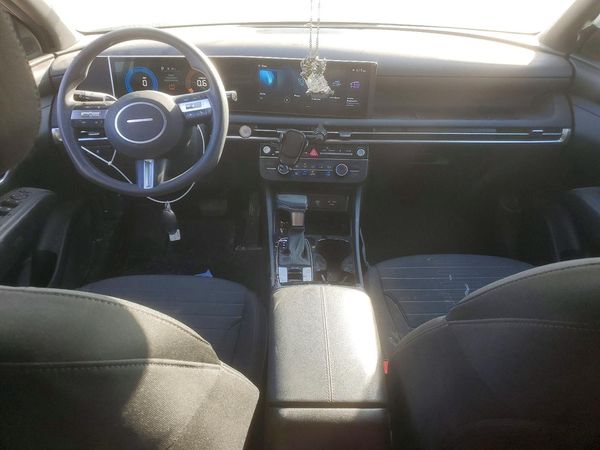 2025 HYUNDAI SANTA CRUZ SE