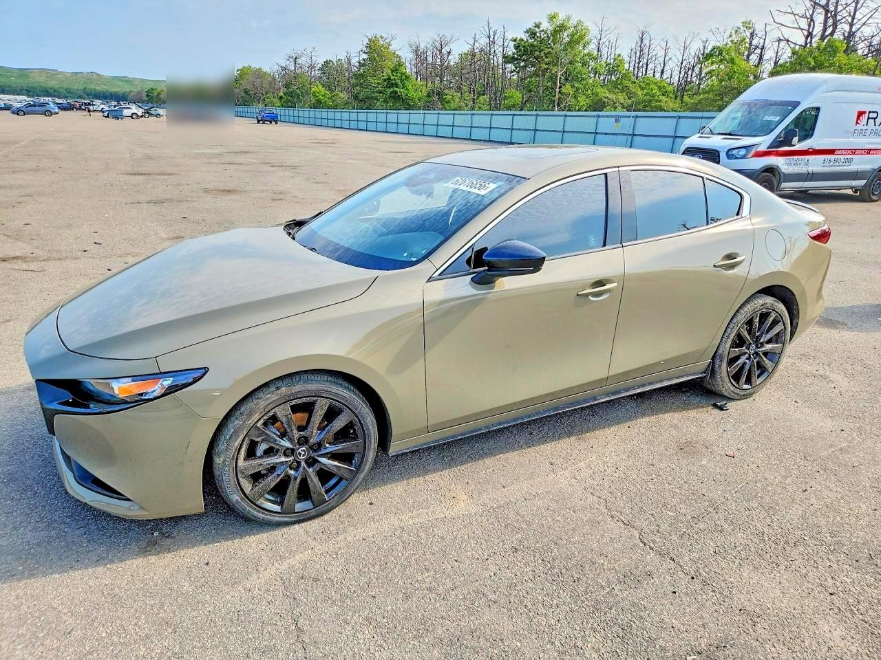 2025 MAZDA 3 Carbon Turbo
