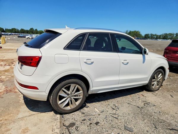 2017 AUDI Q3 quattro Premium