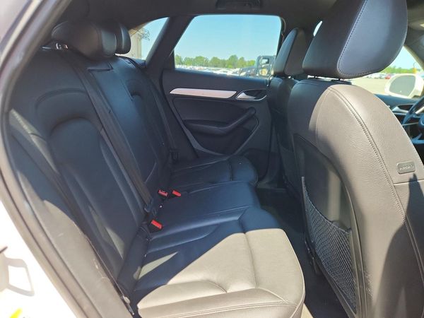 2017 AUDI Q3 quattro Premium