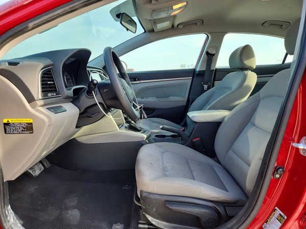 2017 HYUNDAI ELANTRA
