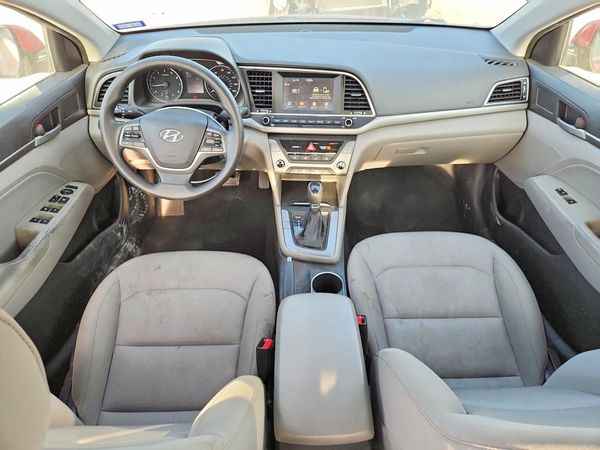 2017 HYUNDAI ELANTRA